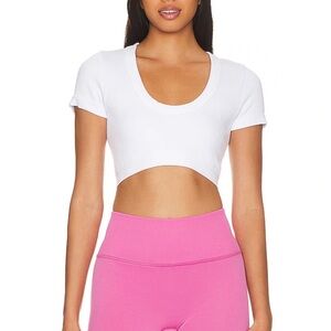 NEW Alo Seamless Ribbed Cropped Serene Short Sleeve - White